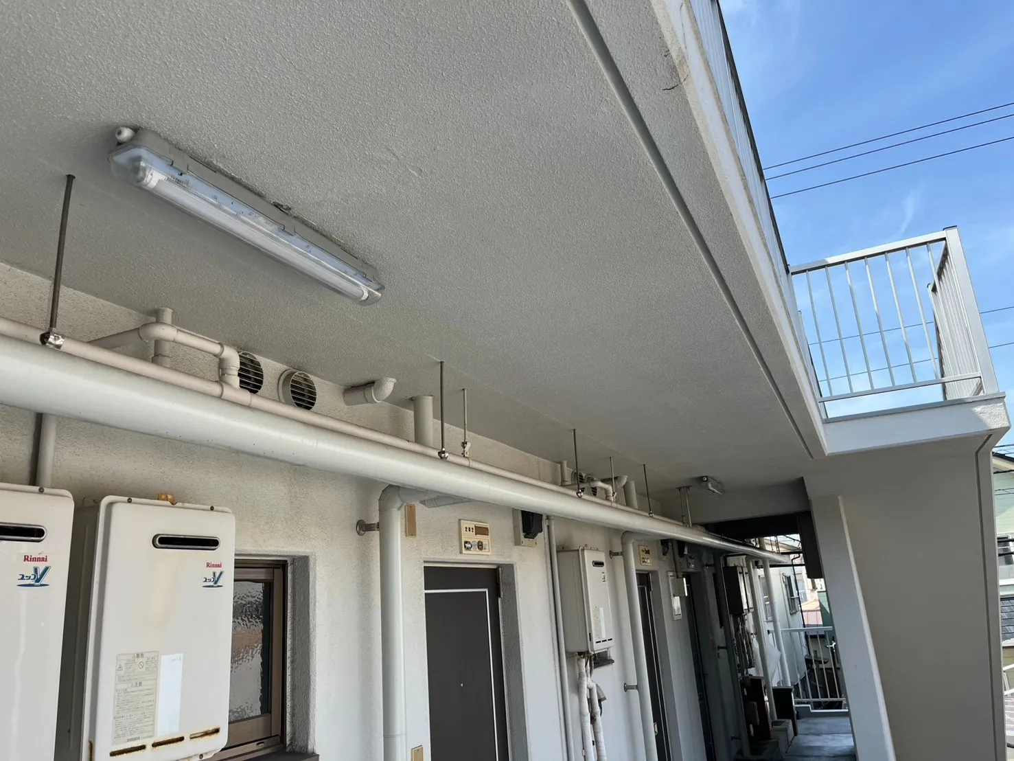 アパート　屋外照明取替（9ヵ所）